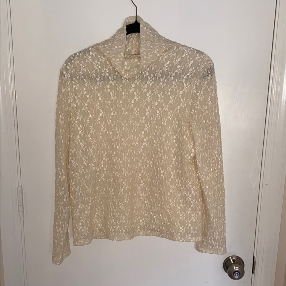 Elegant Cream Floral Lace Top